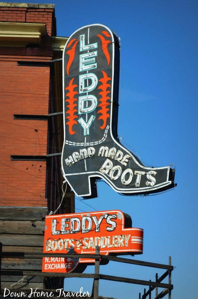 Leddy Boots, Texas, Sign