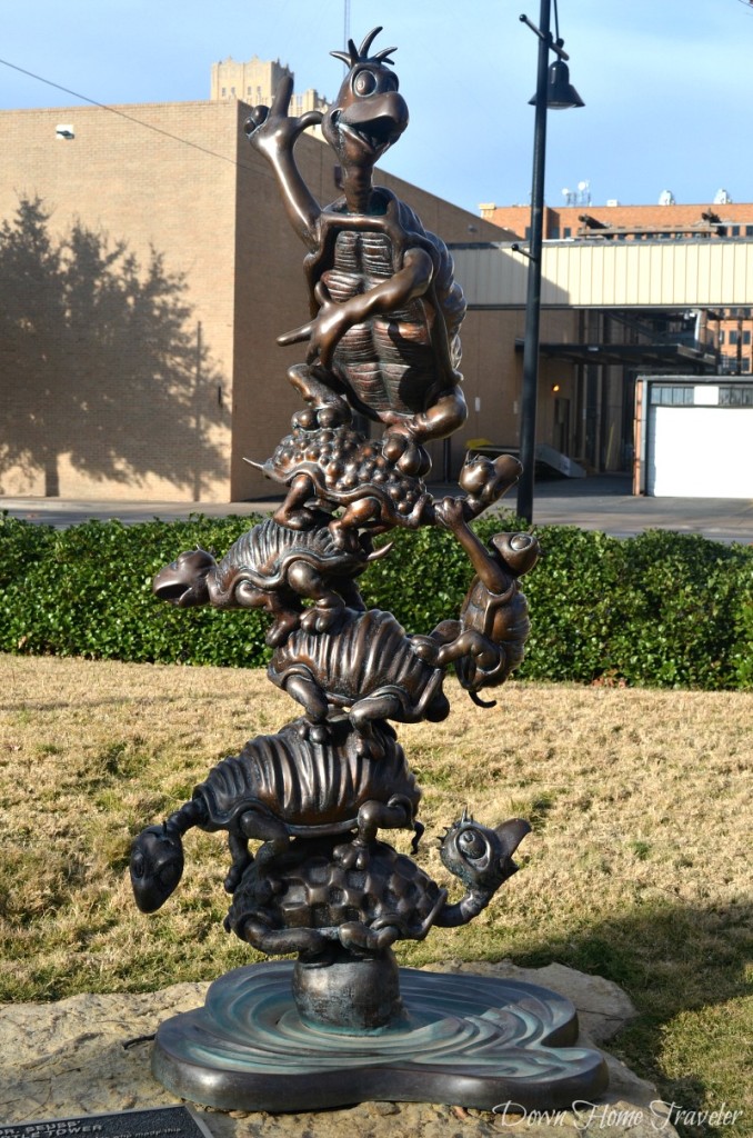 Dr. Seuss, Everman Park, Abilene Texas, Storybook Sculpture,  Yertle the Turtle