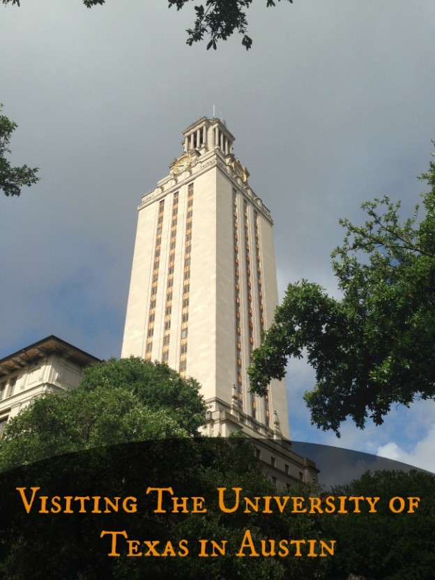 Austin Texas, Univesity of Texas, UT Tower, Hook 'em Horns